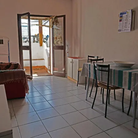 Beachfront - Fronte Spiaggia Di Budoni