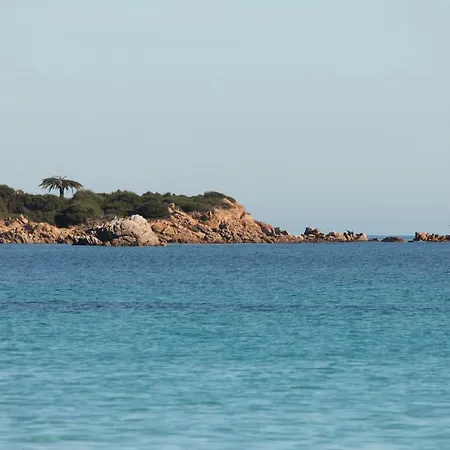 Beachfront - Fronte Spiaggia Di *