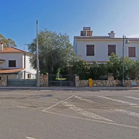 Beachfront - Fronte Spiaggia Di * Budoni
