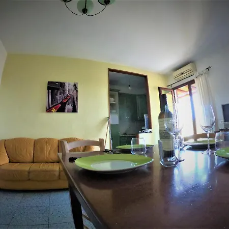 Beachfront - Fronte Spiaggia Di Lejlighed *